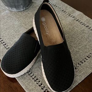 Glolily Shoes